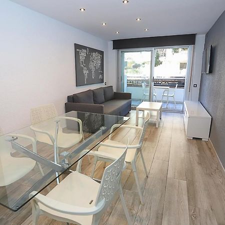 Апартаменти Differentflats Llum Салоу Екстер'єр фото